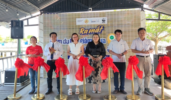 Introducing the Ngu My Thanh - Con Toc plastic-reduced tourism site